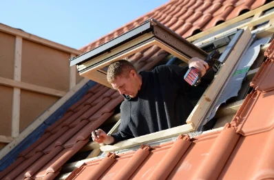 Pose de fenêtres de toit Velux à Grézian